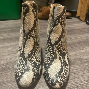 Madden girl snake skin boots, size 7